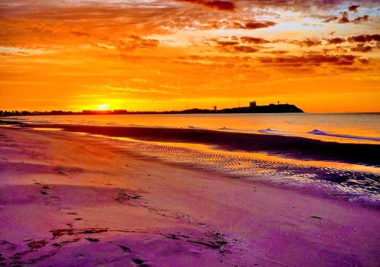 Right On The Beach! Rocky Point Condo Rental - 2 Bedroom Penthouse Beachfront エクステリア 写真